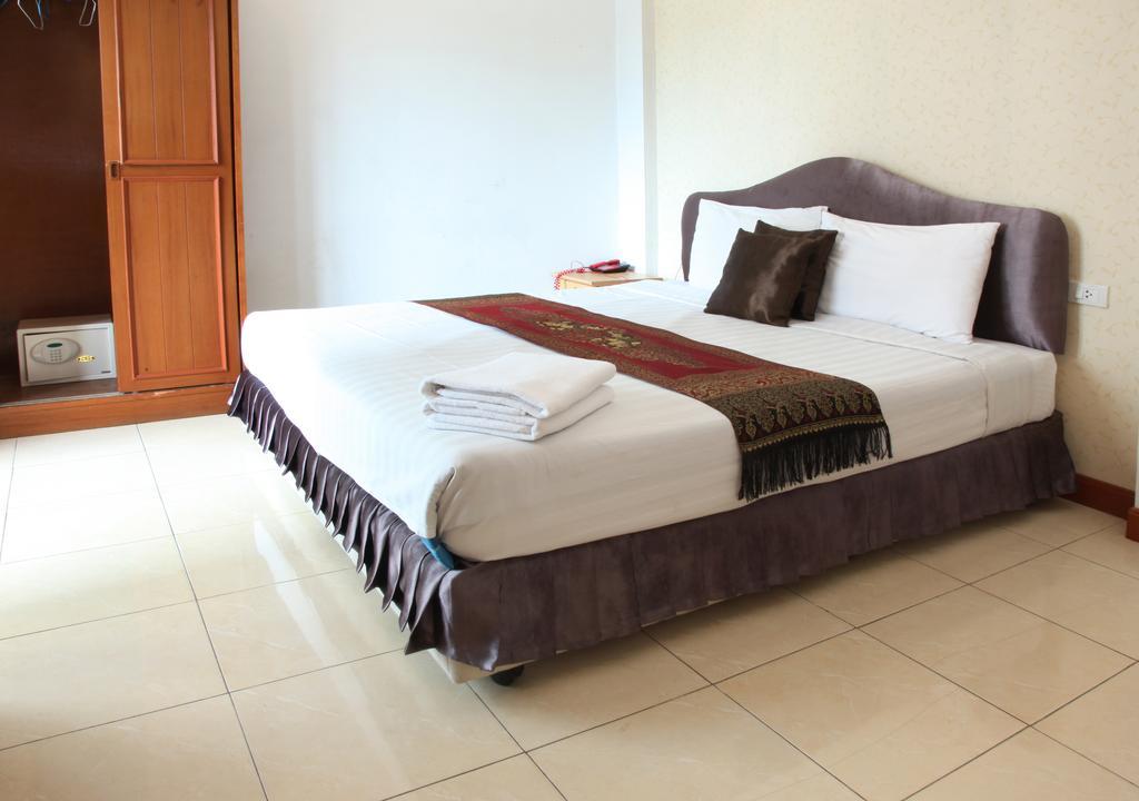 Arya Inn Pattaya Beach Hotel Exterior foto